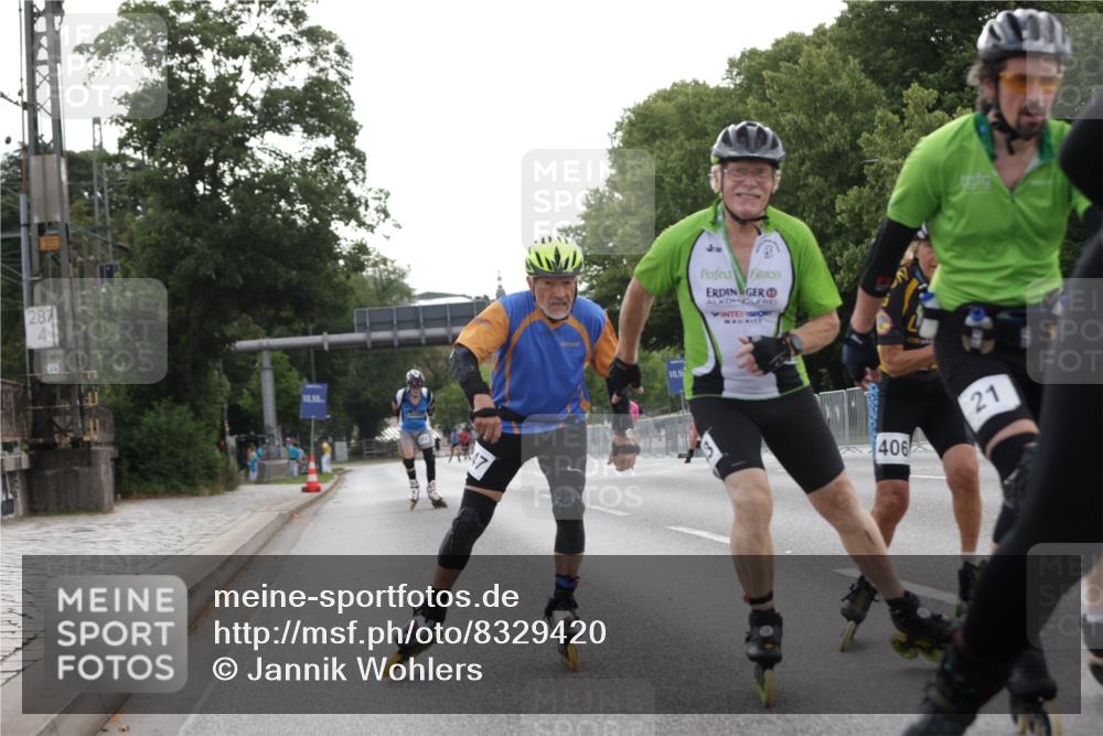29.06.2025 - hella hamburg halbmarathon Jannik Wohlers http://msf.ph/oto/8329420 29.06.2025 09:01:05 Lombardsbrücke  meine-sportfotos.de