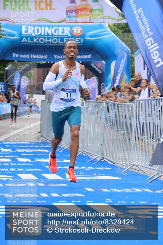 29.06.2025 - hella hamburg halbmarathon Strokosch-Dieckow http://msf.ph/oto/8329424 29.06.2025 10:02:14 Ziel 11, 25 meine-sportfotos.de