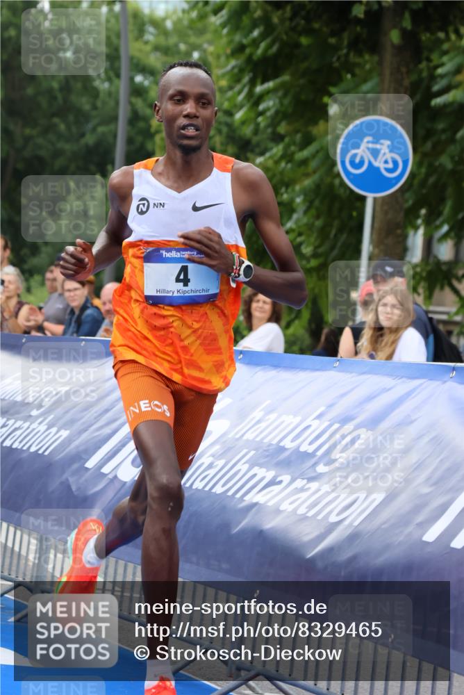 29.06.2025 - hella hamburg halbmarathon Strokosch-Dieckow http://msf.ph/oto/8329465 29.06.2025 10:01:55 Ziel 4 meine-sportfotos.de
