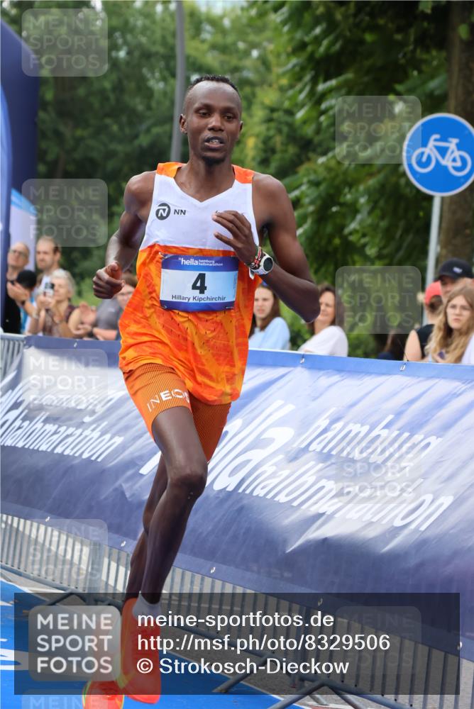 29.06.2025 - hella hamburg halbmarathon Strokosch-Dieckow http://msf.ph/oto/8329506 29.06.2025 10:01:55 Ziel 4 meine-sportfotos.de