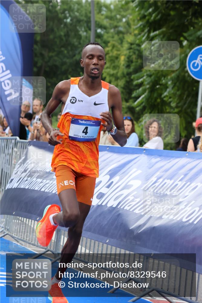 29.06.2025 - hella hamburg halbmarathon Strokosch-Dieckow http://msf.ph/oto/8329546 29.06.2025 10:01:55 Ziel 4 meine-sportfotos.de