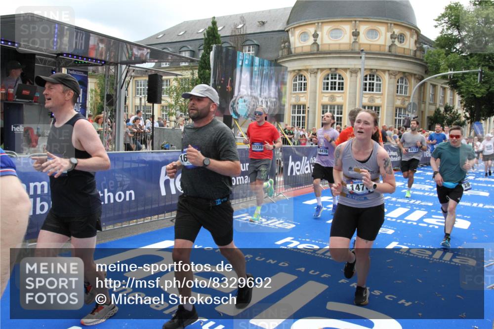 29.06.2025 - hella hamburg halbmarathon Michael Strokosch http://msf.ph/oto/8329692 29.06.2025 10:49:33 Ziel 1342, 1476, 2516, 2592, 2596, 2878, 2889, 5705, 8437, 8689, 8813, 11339, 11340, 11779, 12094, 12670, 13233, 13269, 14562, 14838, 15784, 15857, 15894, 15966, 16114, 16592, 16738, 16891, 18476, 18887, 18960 meine-sportfotos.de