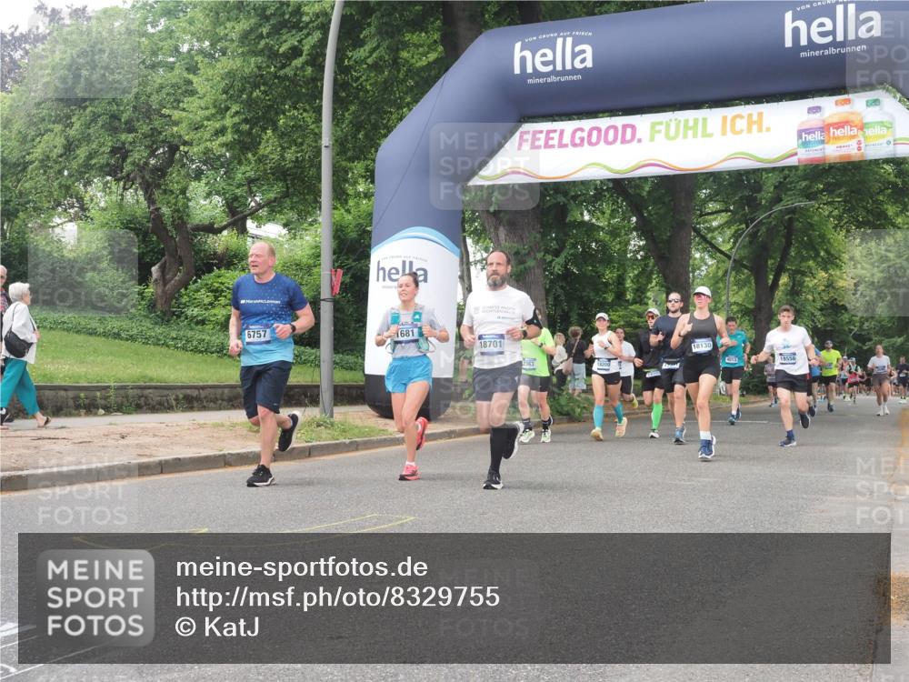 29.06.2025 - hella hamburg halbmarathon KatJ http://msf.ph/oto/8329755 29.06.2025 10:46:56 Zwischen KM18-KM19 1681, 2091, 6757, 7476, 8531 meine-sportfotos.de