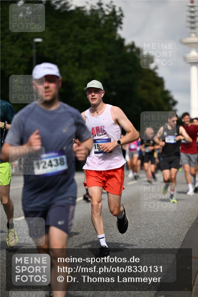 29.06.2025 - hella hamburg halbmarathon Dr. Thomas Lammeyer http://msf.ph/oto/8330131 29.06.2025 09:55:47 Kennedybrücke 1057, 1353, 1569, 1604, 1763, 3305, 3618, 3697, 4565, 4871, 4915, 5047, 5231, 5336, 5690, 6373, 6700, 6711, 7185, 7710, 8564, 8852, 9444, 9547, 9659, 10493, 10691, 10978, 11062 meine-sportfotos.de