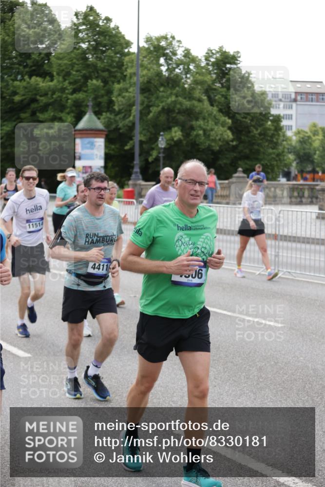 29.06.2025 - hella hamburg halbmarathon Jannik Wohlers http://msf.ph/oto/8330181 29.06.2025 10:40:12 Lombardsbrücke 1075, 1323, 2042, 2173, 2206, 2762, 2763, 3121, 3293, 3306, 4044, 4411, 4612, 4906, 4972, 5059, 5702, 6076, 6163, 6229, 6278, 6280, 7956, 8307, 8378, 8391, 8739, 9000, 9468, 9946, 10166, 10920, 10940, 11513, 11514, 12692, 12699, 12981, 13030, 13145, 13773, 14341, 15154, 15905, 15933, 16085, 16955, 17267, 17959, 18101, 18110, 18213, 18353, 18490, 18771, 18946, 19168 meine-sportfotos.de