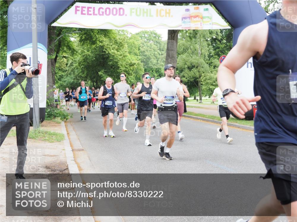 29.06.2025 - hella hamburg halbmarathon MichiJ http://msf.ph/oto/8330222 29.06.2025 10:38:03 Zwischen KM18-KM19 1466, 1817, 2411, 2823, 4346, 5087, 5336, 7224, 7583, 12235, 12545, 13051, 13758, 16653, 16732, 16907, 17221, 18884, 19007 meine-sportfotos.de