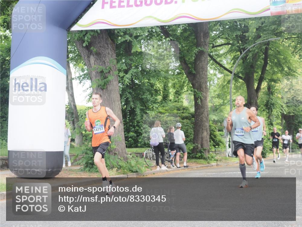 29.06.2025 - hella hamburg halbmarathon KatJ http://msf.ph/oto/8330345 29.06.2025 10:17:19 Zwischen KM18-KM19 5344 meine-sportfotos.de