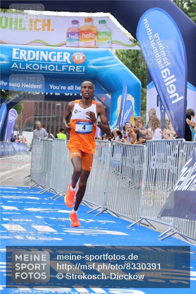 29.06.2025 - hella hamburg halbmarathon Strokosch-Dieckow http://msf.ph/oto/8330391 29.06.2025 10:01:54 Ziel 4 meine-sportfotos.de