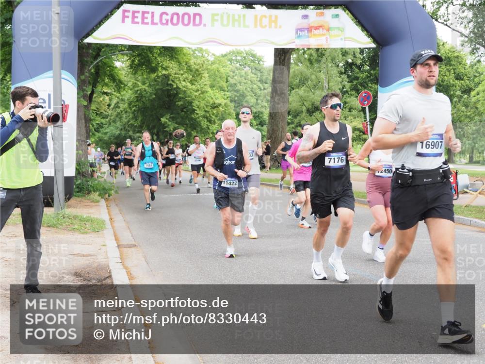 29.06.2025 - hella hamburg halbmarathon MichiJ http://msf.ph/oto/8330443 29.06.2025 10:38:05 Zwischen KM18-KM19 1461, 1466, 1817, 2411, 2823, 4346, 5087, 5336, 7176, 7224, 7583, 8689, 10057, 10371, 11422, 12235, 12450, 12545, 13051, 13609, 16653, 16732, 16907, 18884, 19007 meine-sportfotos.de