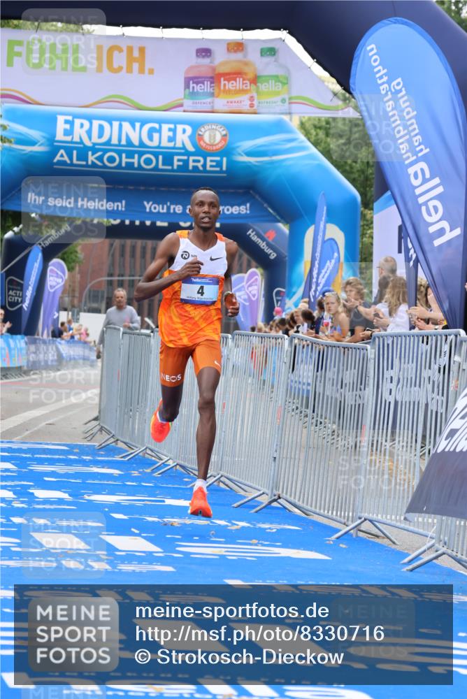 29.06.2025 - hella hamburg halbmarathon Strokosch-Dieckow http://msf.ph/oto/8330716 29.06.2025 10:01:54 Ziel 4 meine-sportfotos.de