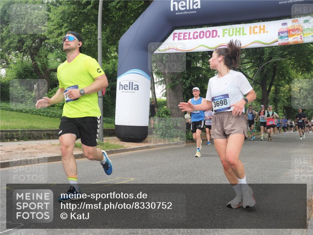 29.06.2025 - hella hamburg halbmarathon KatJ http://msf.ph/oto/8330752 29.06.2025 10:47:03 Zwischen KM18-KM19 2167, 2363, 3169, 3698, 4013, 5347, 6757 meine-sportfotos.de