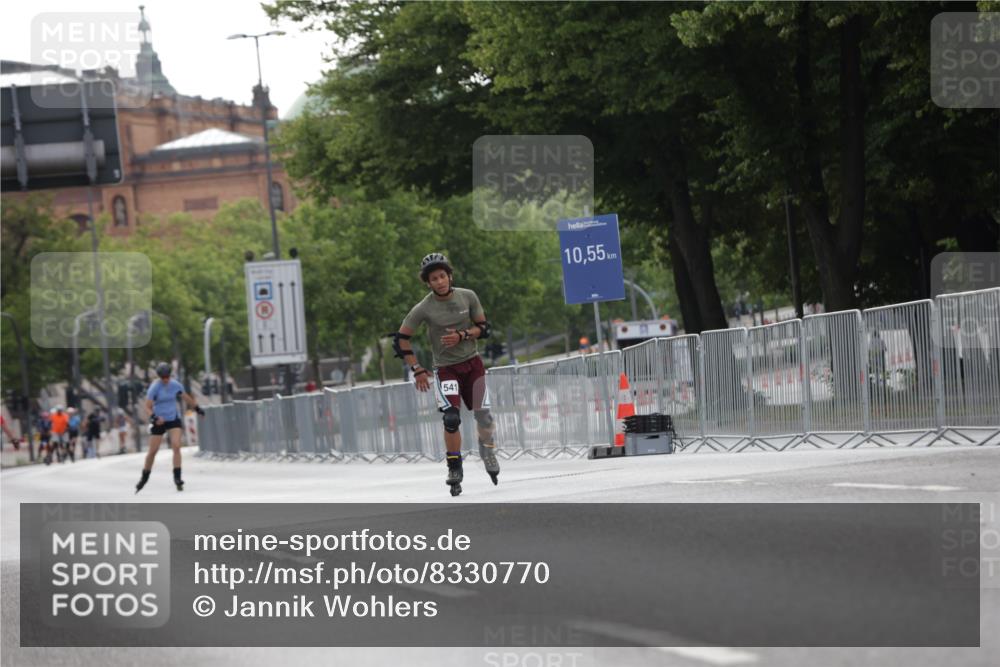 29.06.2025 - hella hamburg halbmarathon Jannik Wohlers http://msf.ph/oto/8330770 29.06.2025 09:01:13 Lombardsbrücke  meine-sportfotos.de