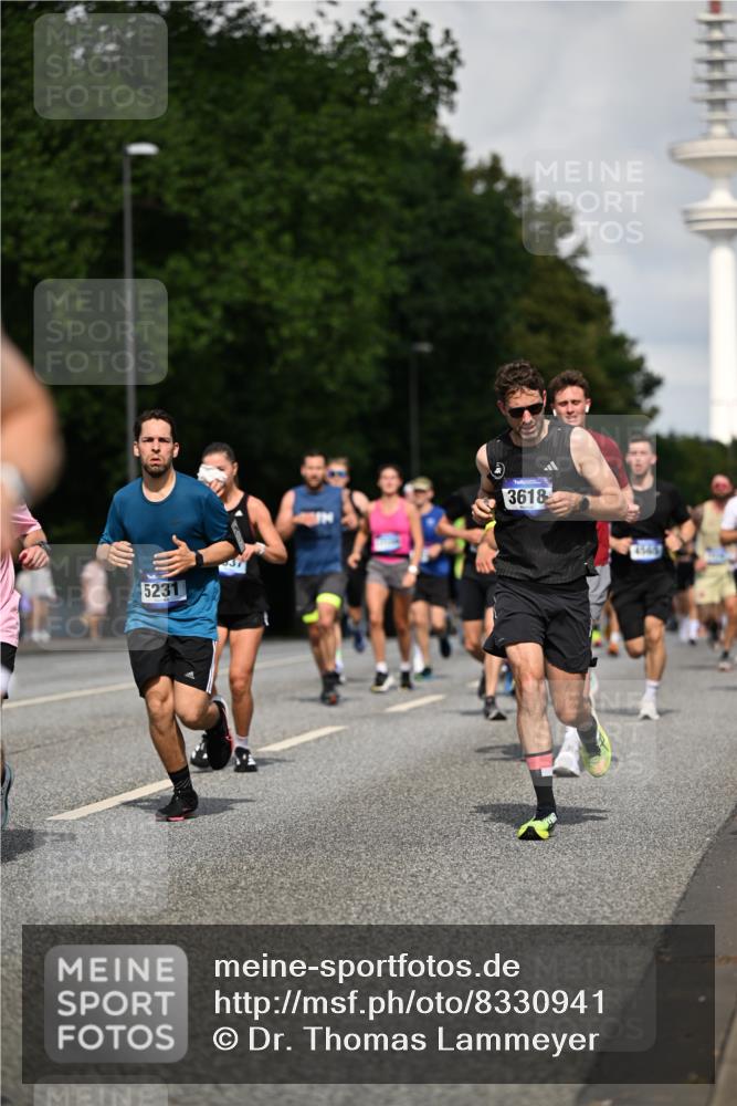 29.06.2025 - hella hamburg halbmarathon Dr. Thomas Lammeyer http://msf.ph/oto/8330941 29.06.2025 09:55:48 Kennedybrücke 1057, 1169, 1353, 1569, 1604, 1763, 3305, 3618, 3697, 4565, 4871, 4915, 5007, 5047, 5231, 5336, 5690, 6373, 6700, 6711, 7185, 7710, 8564, 8852, 9444, 9547, 9659, 10493, 10691, 10978, 11062 meine-sportfotos.de