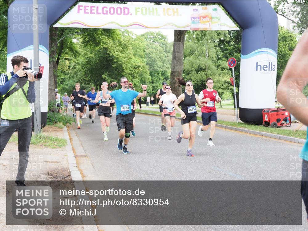 29.06.2025 - hella hamburg halbmarathon MichiJ http://msf.ph/oto/8330954 29.06.2025 10:38:09 Zwischen KM18-KM19 1461, 1466, 1750, 2207, 2823, 7176, 7224, 7312, 7583, 8689, 10057, 10371, 11422, 12235, 12450, 12624, 13609, 13799, 14361, 14838, 16653, 16907, 18451, 18657 meine-sportfotos.de