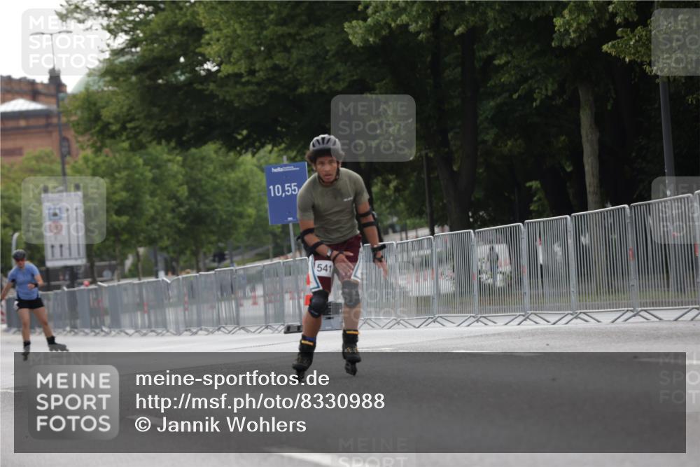 29.06.2025 - hella hamburg halbmarathon Jannik Wohlers http://msf.ph/oto/8330988 29.06.2025 09:01:16 Lombardsbrücke  meine-sportfotos.de