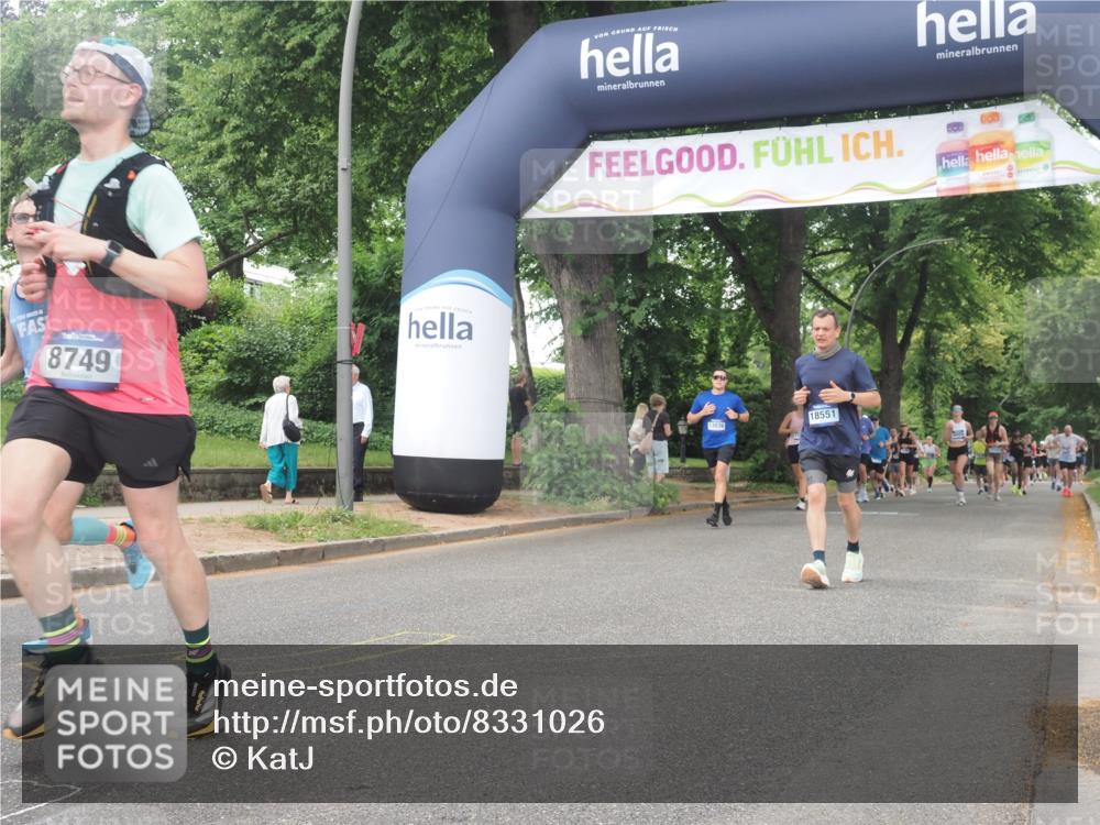 29.06.2025 - hella hamburg halbmarathon KatJ http://msf.ph/oto/8331026 29.06.2025 10:47:09 Zwischen KM18-KM19 2167, 5272, 8749 meine-sportfotos.de