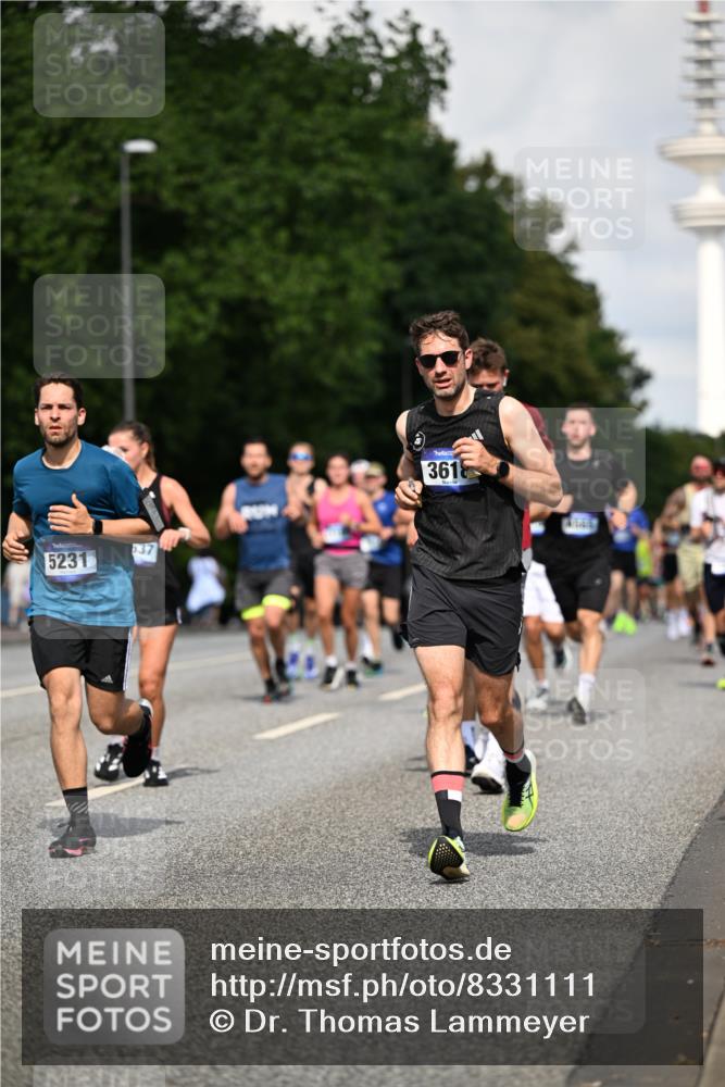 29.06.2025 - hella hamburg halbmarathon Dr. Thomas Lammeyer http://msf.ph/oto/8331111 29.06.2025 09:55:49 Kennedybrücke 1057, 1169, 1353, 1569, 1604, 1763, 3305, 3618, 4565, 4871, 4915, 5007, 5047, 5231, 5336, 5690, 6373, 6700, 6711, 7185, 7710, 8564, 8852, 9444, 9547, 10493, 10691, 10978, 11062 meine-sportfotos.de