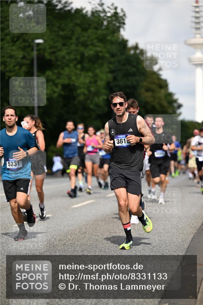 29.06.2025 - hella hamburg halbmarathon Dr. Thomas Lammeyer http://msf.ph/oto/8331133 29.06.2025 09:55:49 Kennedybrücke 1057, 1169, 1353, 1569, 1604, 1763, 3305, 3618, 4565, 4871, 4915, 5007, 5047, 5231, 5336, 5690, 6373, 6700, 6711, 7185, 7710, 8564, 8852, 9444, 9547, 10493, 10691, 10978, 11062 meine-sportfotos.de