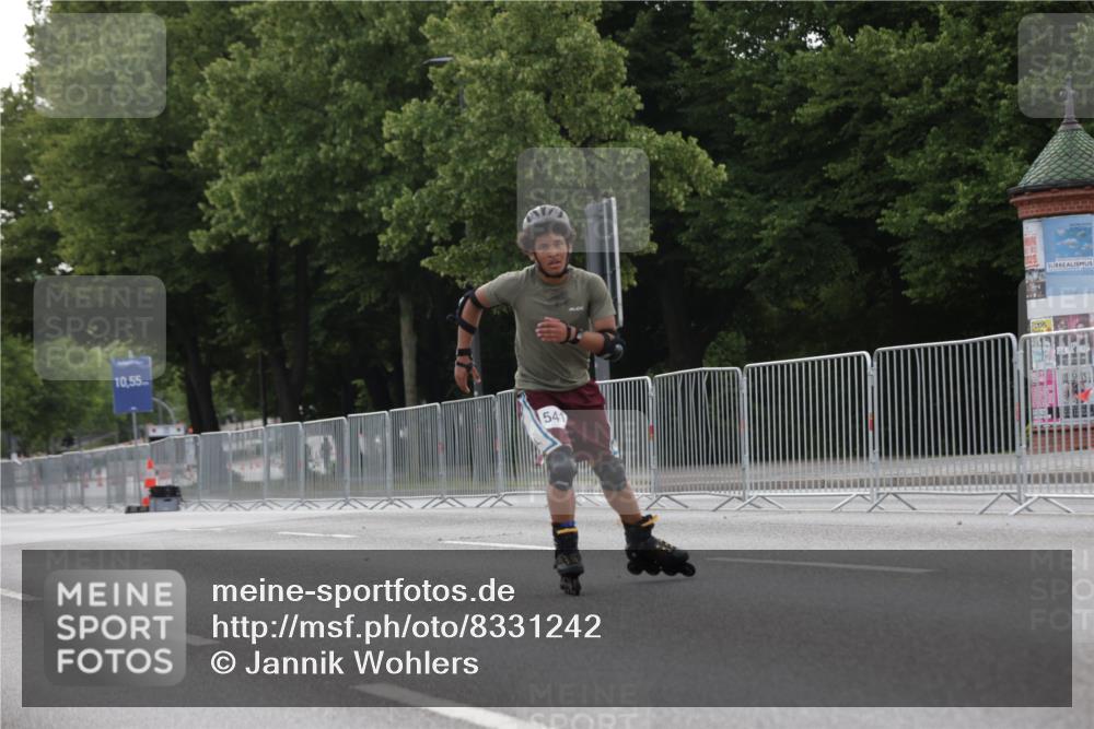 29.06.2025 - hella hamburg halbmarathon Jannik Wohlers http://msf.ph/oto/8331242 29.06.2025 09:01:18 Lombardsbrücke  meine-sportfotos.de