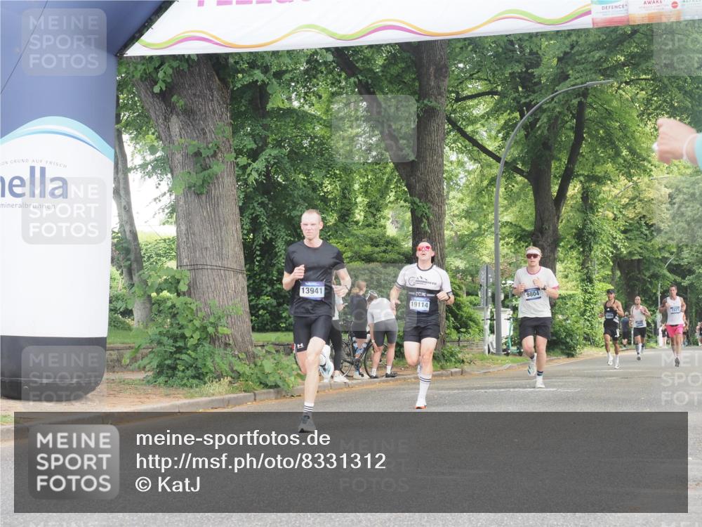 29.06.2025 - hella hamburg halbmarathon KatJ http://msf.ph/oto/8331312 29.06.2025 10:17:25 Zwischen KM18-KM19 2203 meine-sportfotos.de