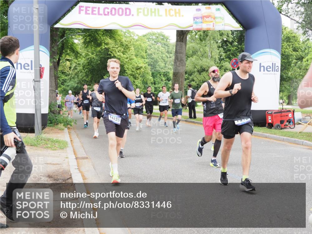 29.06.2025 - hella hamburg halbmarathon MichiJ http://msf.ph/oto/8331446 29.06.2025 10:38:13 Zwischen KM18-KM19 1750, 2207, 6795, 7312, 7952, 8689, 10057, 12527, 12624, 13609, 13799, 14125, 14361, 14838, 18182, 18451, 18657, 18658 meine-sportfotos.de