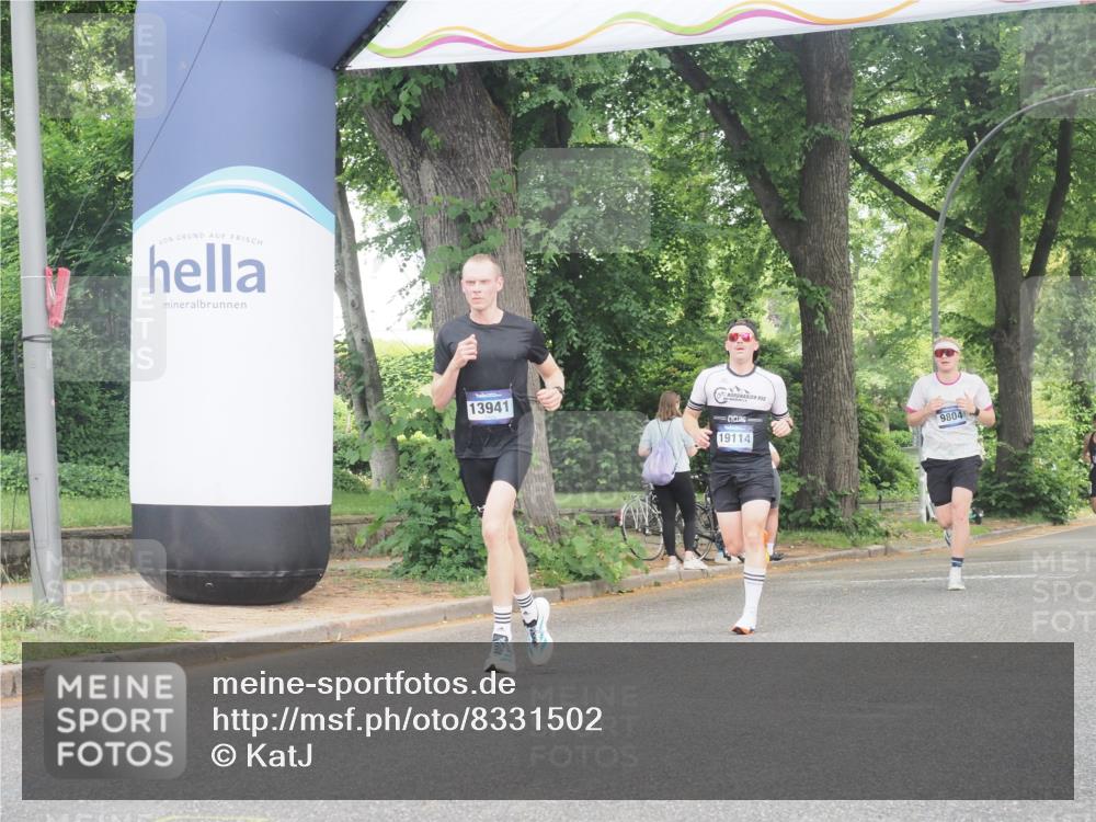 29.06.2025 - hella hamburg halbmarathon KatJ http://msf.ph/oto/8331502 29.06.2025 10:17:25 Zwischen KM18-KM19 2203 meine-sportfotos.de