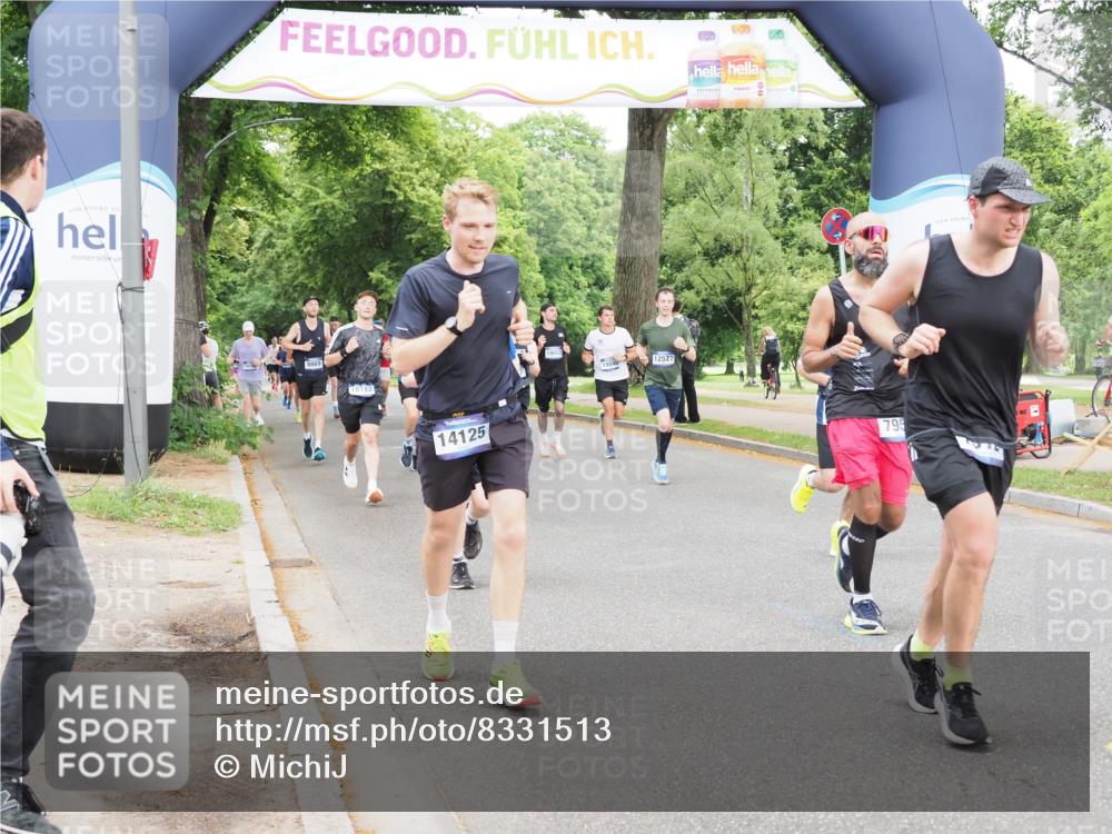29.06.2025 - hella hamburg halbmarathon MichiJ http://msf.ph/oto/8331513 29.06.2025 10:38:13 Zwischen KM18-KM19 1750, 2207, 6795, 7312, 7952, 8689, 10057, 12527, 12624, 13609, 13799, 14125, 14361, 14838, 18182, 18451, 18657, 18658 meine-sportfotos.de