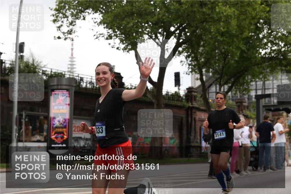 29.06.2025 - hella hamburg halbmarathon Yannick Fuchs http://msf.ph/oto/8331561 29.06.2025 10:51:43 20KM 1200, 1611, 2025, 2236, 2606, 2759, 2806, 2883, 2907, 3093, 3141, 3575, 4426, 4467, 4579, 4833, 5391, 6281, 6302, 6531, 6595, 6892, 7833, 9450, 9485, 10599, 12144, 12509, 13465, 13664, 15217, 15229, 16517, 17415, 17455, 17543, 18508, 18762, 18891 meine-sportfotos.de