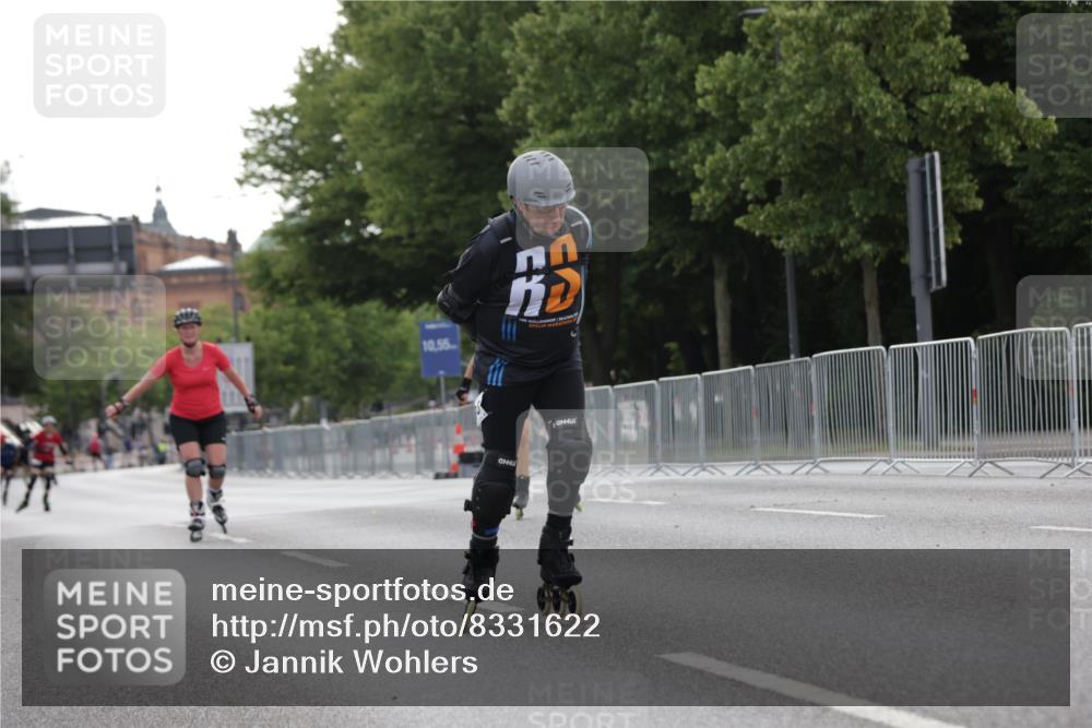 29.06.2025 - hella hamburg halbmarathon Jannik Wohlers http://msf.ph/oto/8331622 29.06.2025 09:01:24 Lombardsbrücke  meine-sportfotos.de