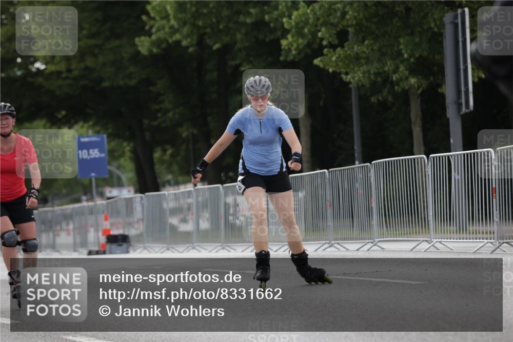 29.06.2025 - hella hamburg halbmarathon Jannik Wohlers http://msf.ph/oto/8331662 29.06.2025 09:01:25 Lombardsbrücke  meine-sportfotos.de