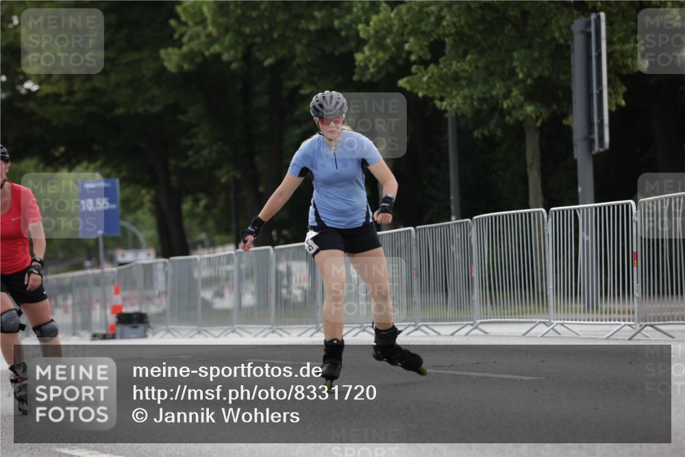 29.06.2025 - hella hamburg halbmarathon Jannik Wohlers http://msf.ph/oto/8331720 29.06.2025 09:01:26 Lombardsbrücke  meine-sportfotos.de