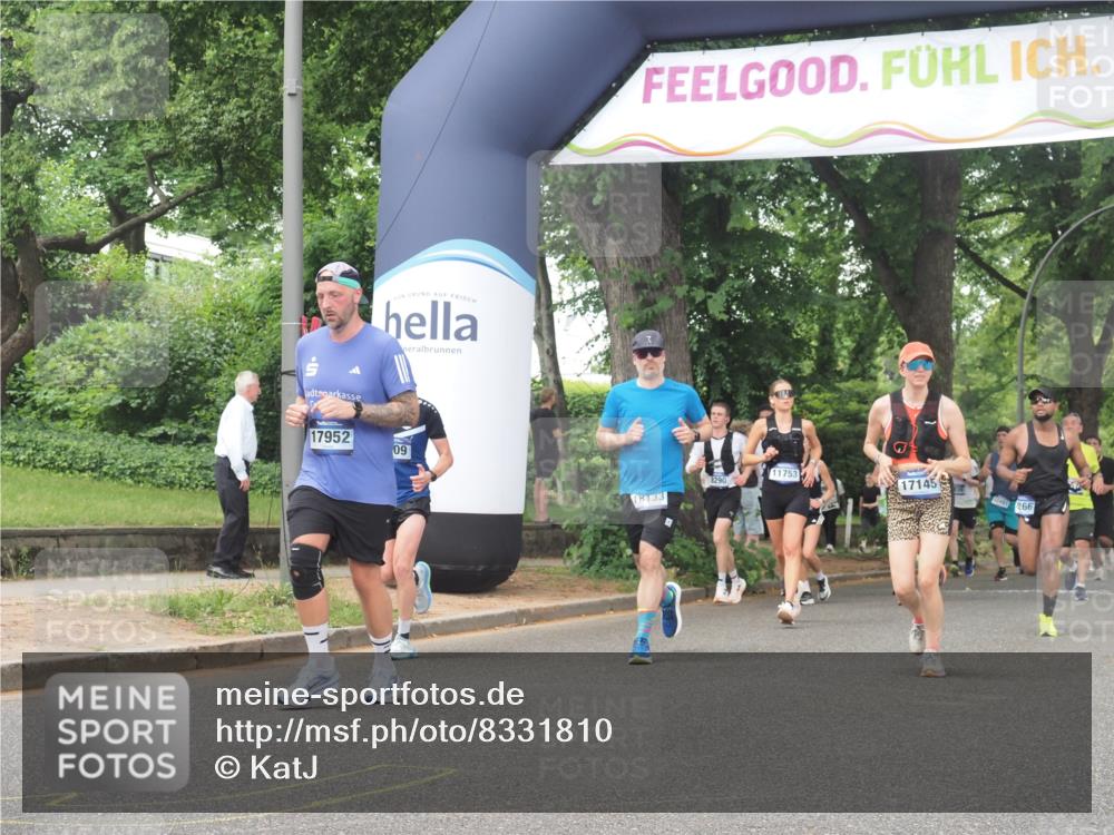29.06.2025 - hella hamburg halbmarathon KatJ http://msf.ph/oto/8331810 29.06.2025 10:47:15 Zwischen KM18-KM19 5272, 6309, 8003 meine-sportfotos.de