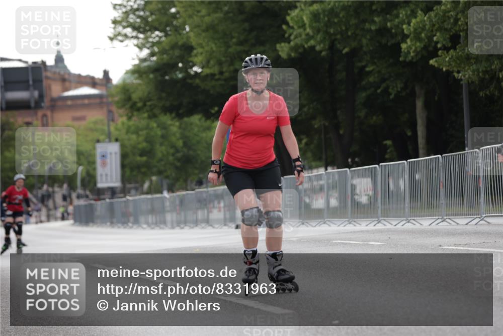 29.06.2025 - hella hamburg halbmarathon Jannik Wohlers http://msf.ph/oto/8331963 29.06.2025 09:01:27 Lombardsbrücke  meine-sportfotos.de