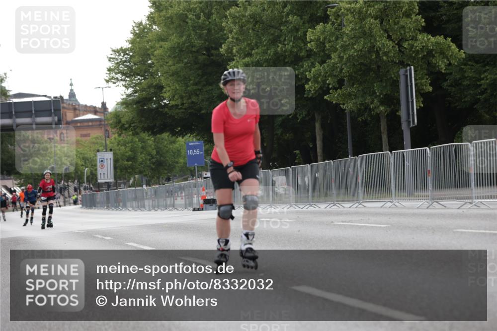 29.06.2025 - hella hamburg halbmarathon Jannik Wohlers http://msf.ph/oto/8332032 29.06.2025 09:01:28 Lombardsbrücke  meine-sportfotos.de