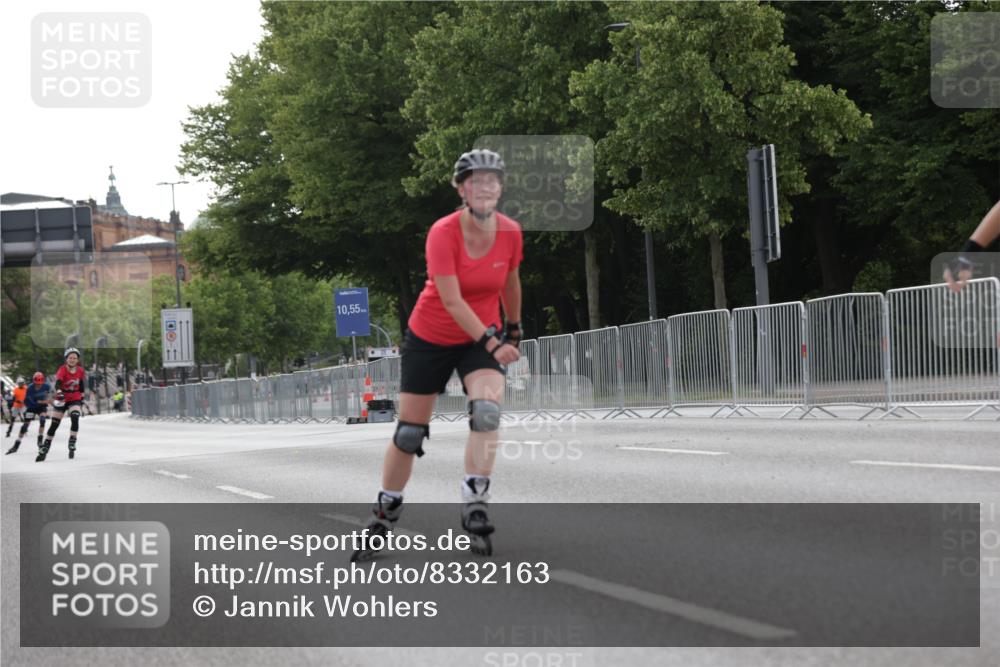 29.06.2025 - hella hamburg halbmarathon Jannik Wohlers http://msf.ph/oto/8332163 29.06.2025 09:01:28 Lombardsbrücke  meine-sportfotos.de