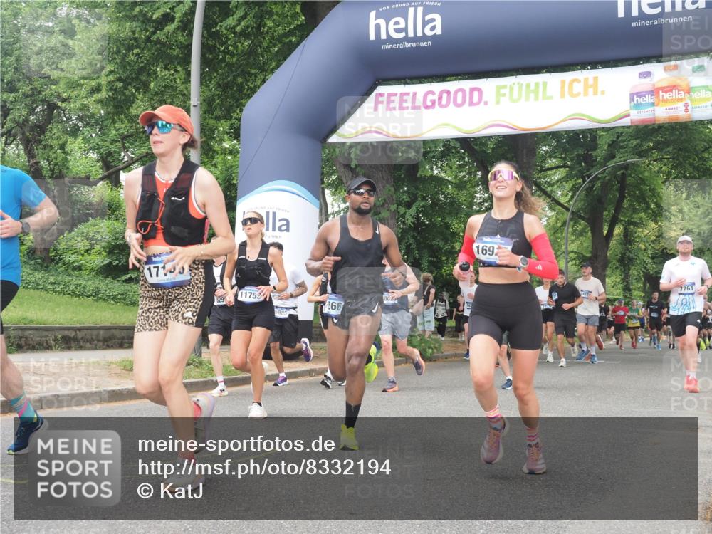 29.06.2025 - hella hamburg halbmarathon KatJ http://msf.ph/oto/8332194 29.06.2025 10:47:18 Zwischen KM18-KM19 5775, 5885, 6309, 7761, 8003, 8290 meine-sportfotos.de