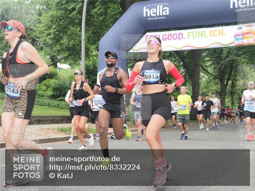 29.06.2025 - hella hamburg halbmarathon KatJ http://msf.ph/oto/8332224 29.06.2025 10:47:18 Zwischen KM18-KM19 5775, 5885, 6309, 7761, 8003, 8290 meine-sportfotos.de