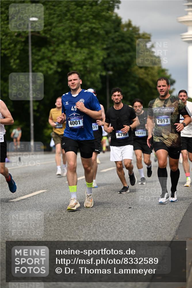 29.06.2025 - hella hamburg halbmarathon Dr. Thomas Lammeyer http://msf.ph/oto/8332589 29.06.2025 10:17:44 Kennedybrücke 1194, 1747, 1939, 2055, 2359, 2721, 2891, 2904, 4001, 4032, 4795, 4962, 5631, 5719, 6207, 7460, 7462, 7913, 8673, 9141, 9612, 9631, 9886, 10442, 10443 meine-sportfotos.de