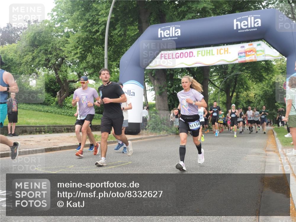 29.06.2025 - hella hamburg halbmarathon KatJ http://msf.ph/oto/8332627 29.06.2025 10:47:22 Zwischen KM18-KM19 2978, 5775, 5839, 5885, 6201, 6309, 7761, 8003, 8290 meine-sportfotos.de