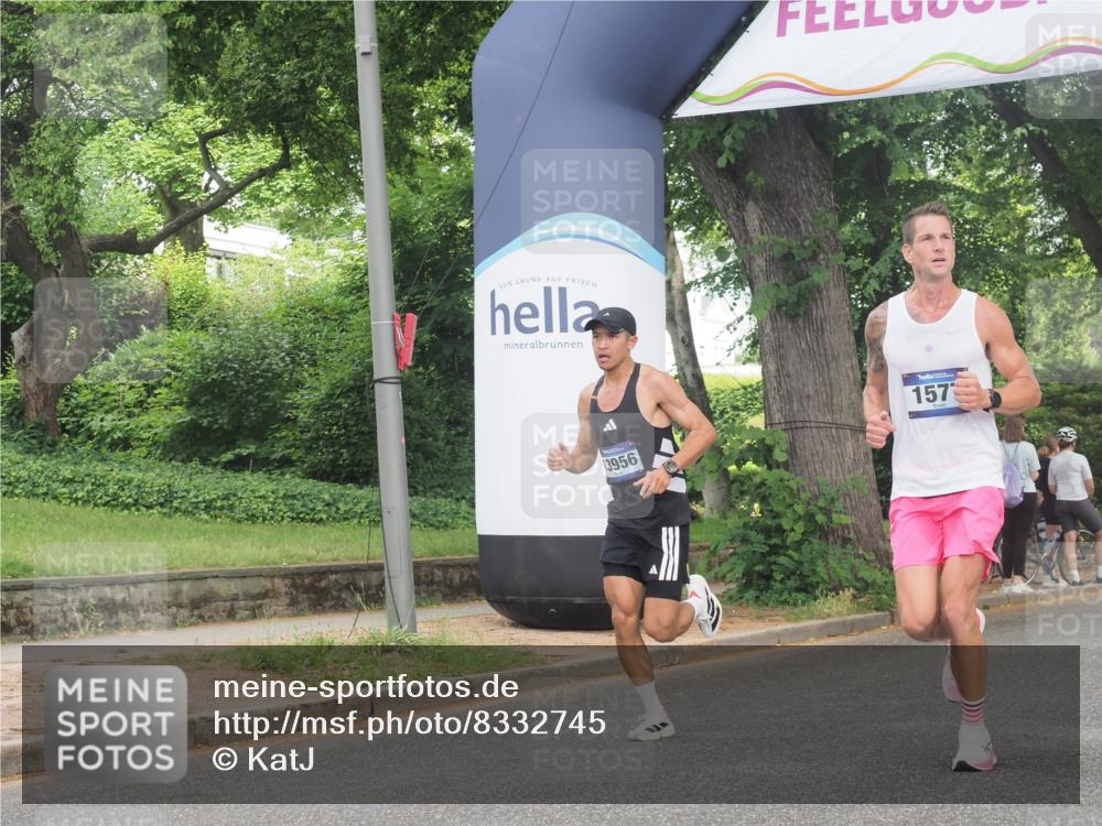29.06.2025 - hella hamburg halbmarathon KatJ http://msf.ph/oto/8332745 29.06.2025 10:17:31 Zwischen KM18-KM19 1577 meine-sportfotos.de