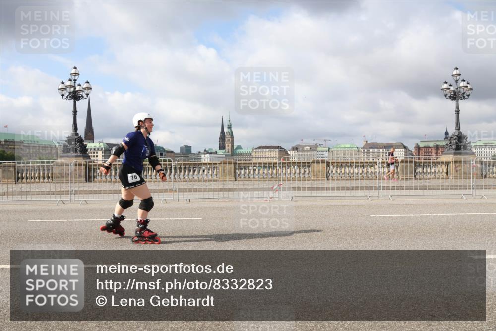 29.06.2025 - hella hamburg halbmarathon Lena Gebhardt http://msf.ph/oto/8332823 29.06.2025 09:08:41 Lombardsbrücke 76 meine-sportfotos.de