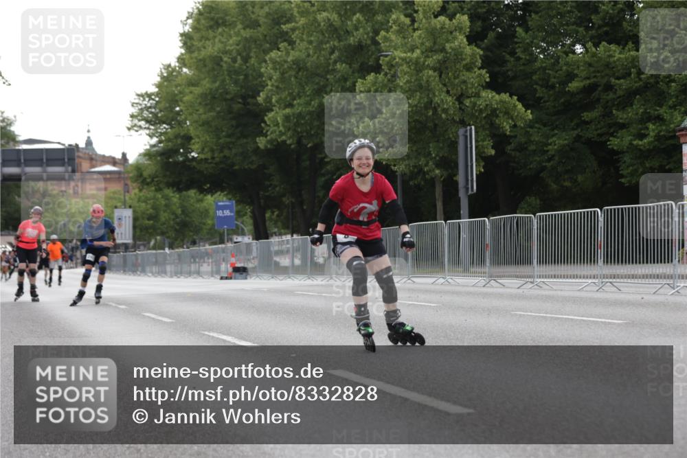 29.06.2025 - hella hamburg halbmarathon Jannik Wohlers http://msf.ph/oto/8332828 29.06.2025 09:01:34 Lombardsbrücke  meine-sportfotos.de