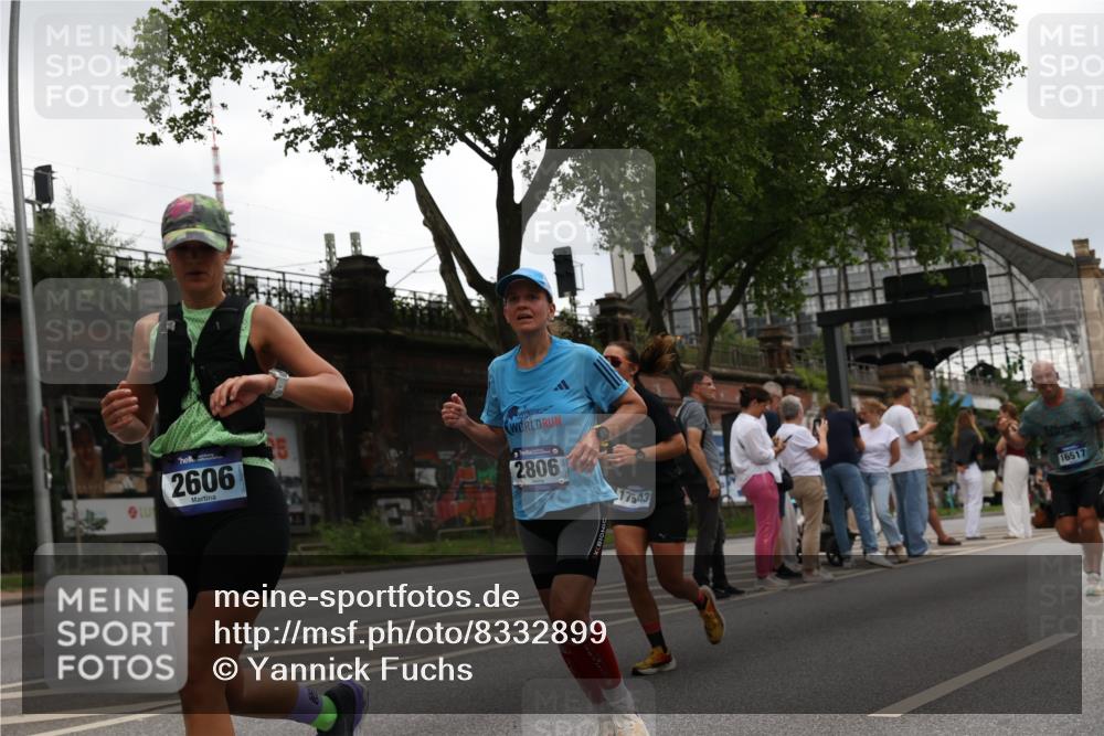 29.06.2025 - hella hamburg halbmarathon Yannick Fuchs http://msf.ph/oto/8332899 29.06.2025 10:51:48 20KM 1611, 2025, 2236, 2488, 2606, 2759, 2806, 2883, 2907, 3093, 3141, 3859, 4426, 4467, 4579, 4632, 4833, 5926, 6104, 6281, 6302, 6531, 6595, 7138, 7833, 9316, 9450, 9485, 10599, 10788, 11645, 13465, 14571, 15217, 15229, 16517, 16531, 17405, 17415, 17455, 17543, 18068, 18501, 18508, 18587, 18762, 18891 meine-sportfotos.de