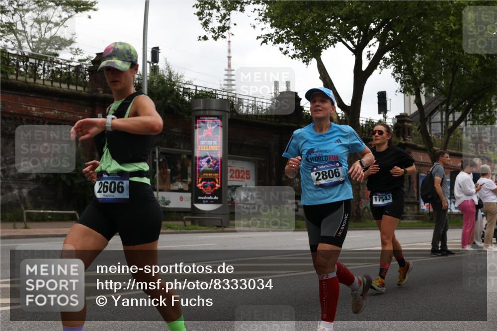 29.06.2025 - hella hamburg halbmarathon Yannick Fuchs http://msf.ph/oto/8333034 29.06.2025 10:51:48 20KM 1611, 2025, 2236, 2488, 2606, 2759, 2806, 2883, 2907, 3093, 3141, 3859, 4426, 4467, 4579, 4632, 4833, 5926, 6104, 6281, 6302, 6531, 6595, 7138, 7833, 9316, 9450, 9485, 10599, 10788, 11645, 13465, 14571, 15217, 15229, 16517, 16531, 17405, 17415, 17455, 17543, 18068, 18501, 18508, 18587, 18762, 18891 meine-sportfotos.de