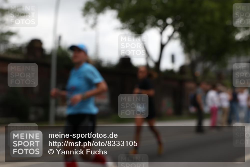29.06.2025 - hella hamburg halbmarathon Yannick Fuchs http://msf.ph/oto/8333105 29.06.2025 10:51:48 20KM 1611, 2025, 2236, 2488, 2606, 2759, 2806, 2883, 2907, 3093, 3141, 3859, 4426, 4467, 4579, 4632, 4833, 5926, 6104, 6281, 6302, 6531, 6595, 7138, 7833, 9316, 9450, 9485, 10599, 10788, 11645, 13465, 14571, 15217, 15229, 16517, 16531, 17405, 17415, 17455, 17543, 18068, 18501, 18508, 18587, 18762, 18891 meine-sportfotos.de