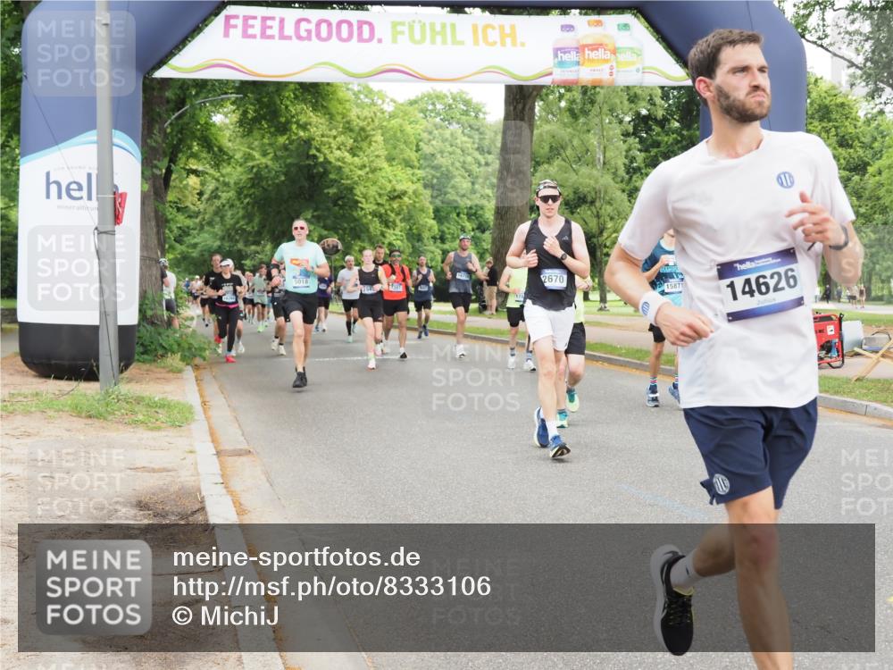29.06.2025 - hella hamburg halbmarathon MichiJ http://msf.ph/oto/8333106 29.06.2025 10:38:30 Zwischen KM18-KM19 2670, 4077, 5600, 7930, 7932, 8989, 9959, 10868, 11733, 13015, 13073, 13726, 13976, 14458, 14626, 15720, 15871, 15899, 16291 meine-sportfotos.de