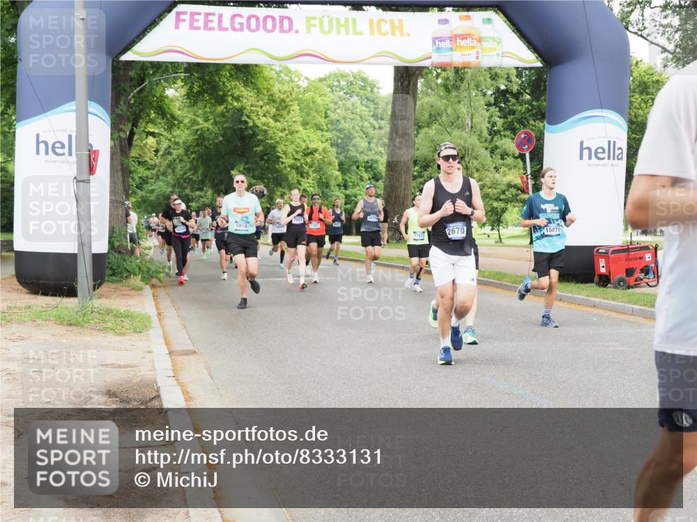 29.06.2025 - hella hamburg halbmarathon MichiJ http://msf.ph/oto/8333131 29.06.2025 10:38:31 Zwischen KM18-KM19 2670, 4077, 5600, 7930, 7943, 8989, 9959, 13073, 13726, 13976, 14458, 14626, 15720, 15871, 15899, 16291 meine-sportfotos.de
