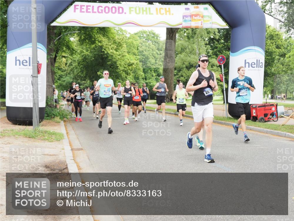 29.06.2025 - hella hamburg halbmarathon MichiJ http://msf.ph/oto/8333163 29.06.2025 10:38:31 Zwischen KM18-KM19 2670, 4077, 5600, 7930, 7943, 8989, 9959, 13073, 13726, 13976, 14458, 14626, 15720, 15871, 15899, 16291 meine-sportfotos.de