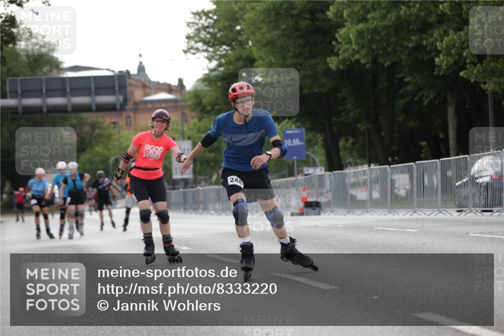 29.06.2025 - hella hamburg halbmarathon Jannik Wohlers http://msf.ph/oto/8333220 29.06.2025 09:01:37 Lombardsbrücke  meine-sportfotos.de