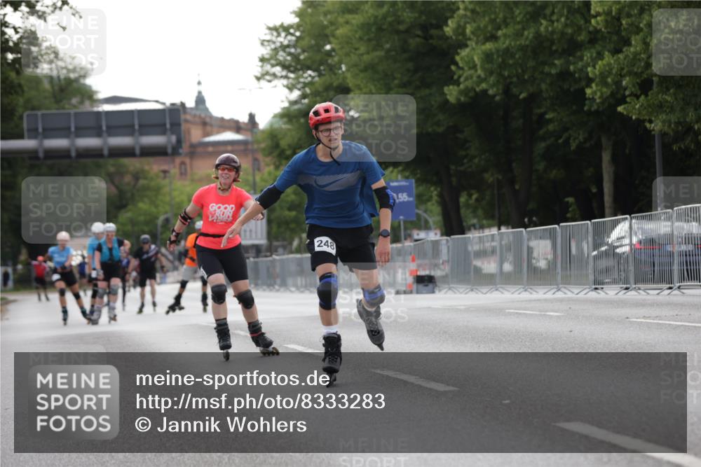 29.06.2025 - hella hamburg halbmarathon Jannik Wohlers http://msf.ph/oto/8333283 29.06.2025 09:01:37 Lombardsbrücke  meine-sportfotos.de